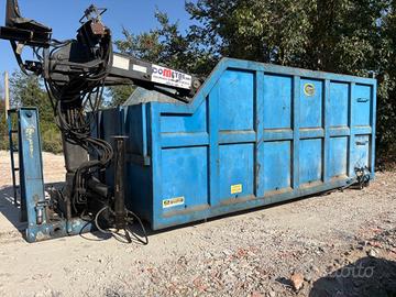 Cassa Scarrabile con gru caricatore Hiab e polipo 