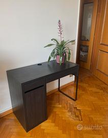 Scrivania Ikea Micke