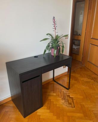 Scrivania Ikea Micke