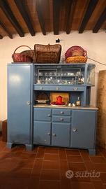 Credenza cucina vintage anni '50 in legno