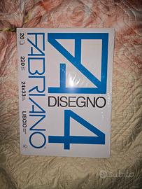 Fabriano F4