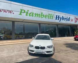 Bmw 118d 5p. Unique