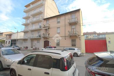 3 LOCALI A TORINO