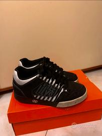 Scarpe con rotelle heelys