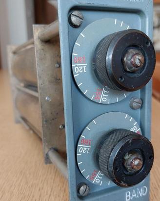 Filtro RF in cavità passa banda VHF