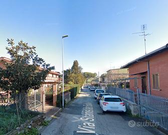 Ardeatina monolocale arredato