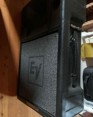 Impianto di amplificazione completo di cavi