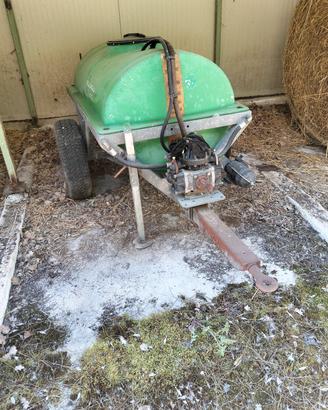 pompa per trattore agricolo 