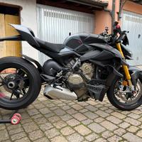 Ducati Streetfighter V4S 2024