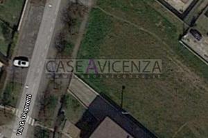 LOTTO DI TERRENO 896 MQ