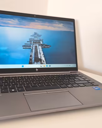 HP ZBook Firefly 14 G8..i7-1185G7..SSD 256..RAM 16