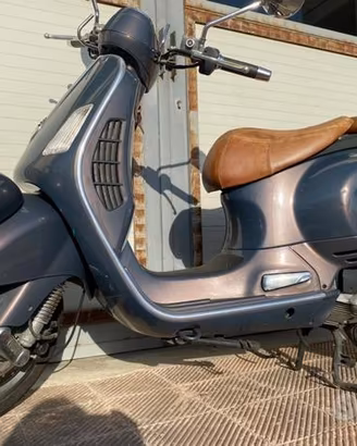 Ricambi vespa gtv 250 2010 km 9.918 gtv 250 ie