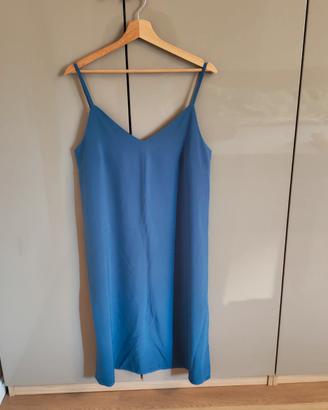 Vestito leggero con spalline sottili