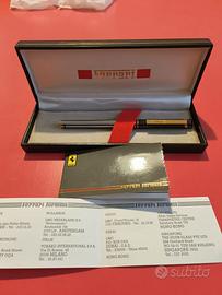 Ferrari penna