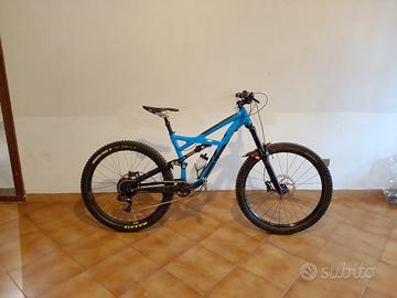 bicicletta  da enduro 