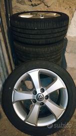 Gomme auto
