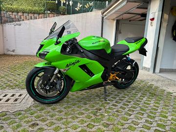 Kawasaki zx6R