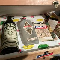 Cassetta Cinzano vermouth dry gilbey's gin rara