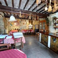 Ristorante con 20 coperti su casale in pietra