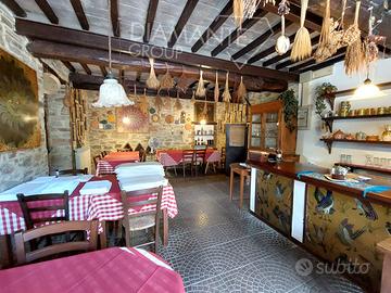 Ristorante con 20 coperti su casale in pietra