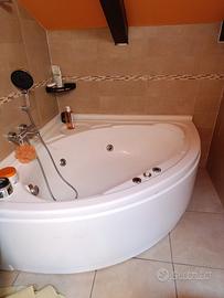 vasca idromassaggio bagno angolare 