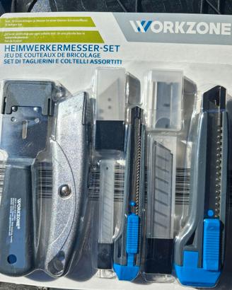 set 8 pezzi strumenti NUOVI