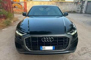 AUDI Q8 45 TDI MILD HYBRID DIESEL