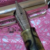 Stilografica da collezione Bastet Hachette