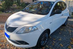 LANCIA Ypsilon 1.2 69CV 5 porte GPL Ecochic Silver