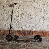 monopattino elettrico Razor