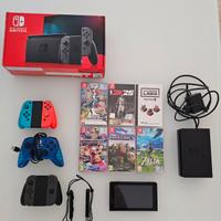 Nintendo Switch + n.6 giochi + accessori 