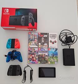 Nintendo Switch + n.6 giochi + accessori 