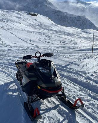 Motoslitta Skidoo Summit X 850 Turbo