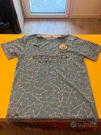 terza maglia manchester city