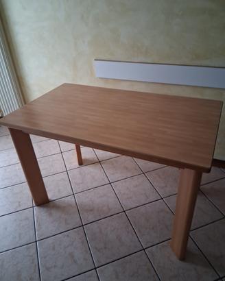 Tavolo estensibile