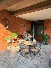 BIFAMILIARE A LONATE POZZOLO