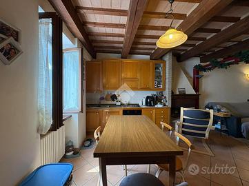 PALAZZINA A CANTIANO