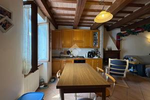 PALAZZINA A CANTIANO