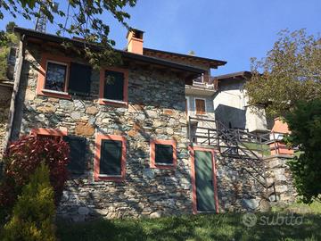 Casa indipendente di 94 m² con 3 locali a Civo