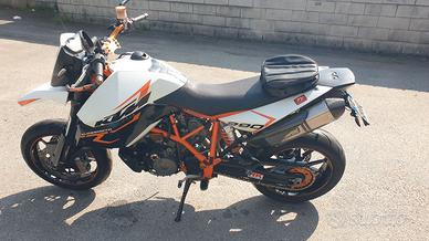 KTM 990 SUPERMOTO R