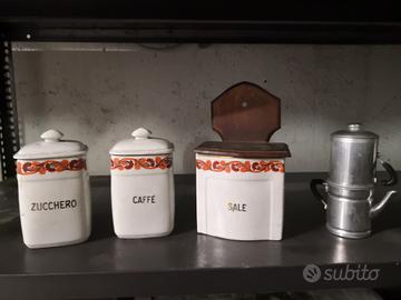 contenitori antichi per sale, farina e zucchero 