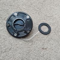 Tappo benzina racing Accossato per Suzuki