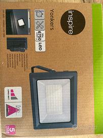 Nr 2 Faretti da esterno