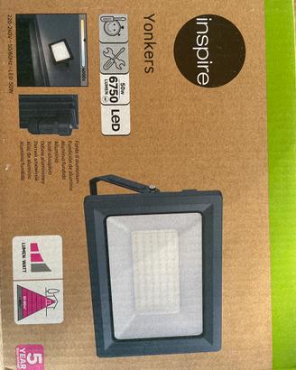 Nr 2 Faretti da esterno