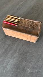 SERIE DI 6 UNCINI DA TESSITURA CON SCATOLA