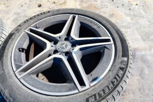 cerchi originali Mercedes da 20" con gomme Micheli
