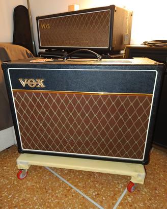 Amplificatore valvolare Vox AC15 con greenback 