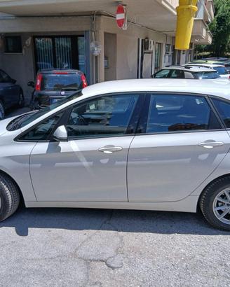 BMW SERIE 2 216d ACTIVE TOURER - TRATTABILE