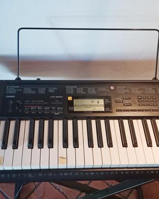 Tastiera Casio CTK 3200 con trespolo