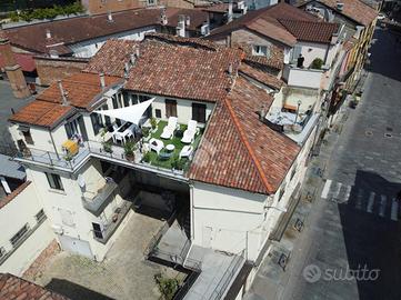 3 LOCALI A ASTI